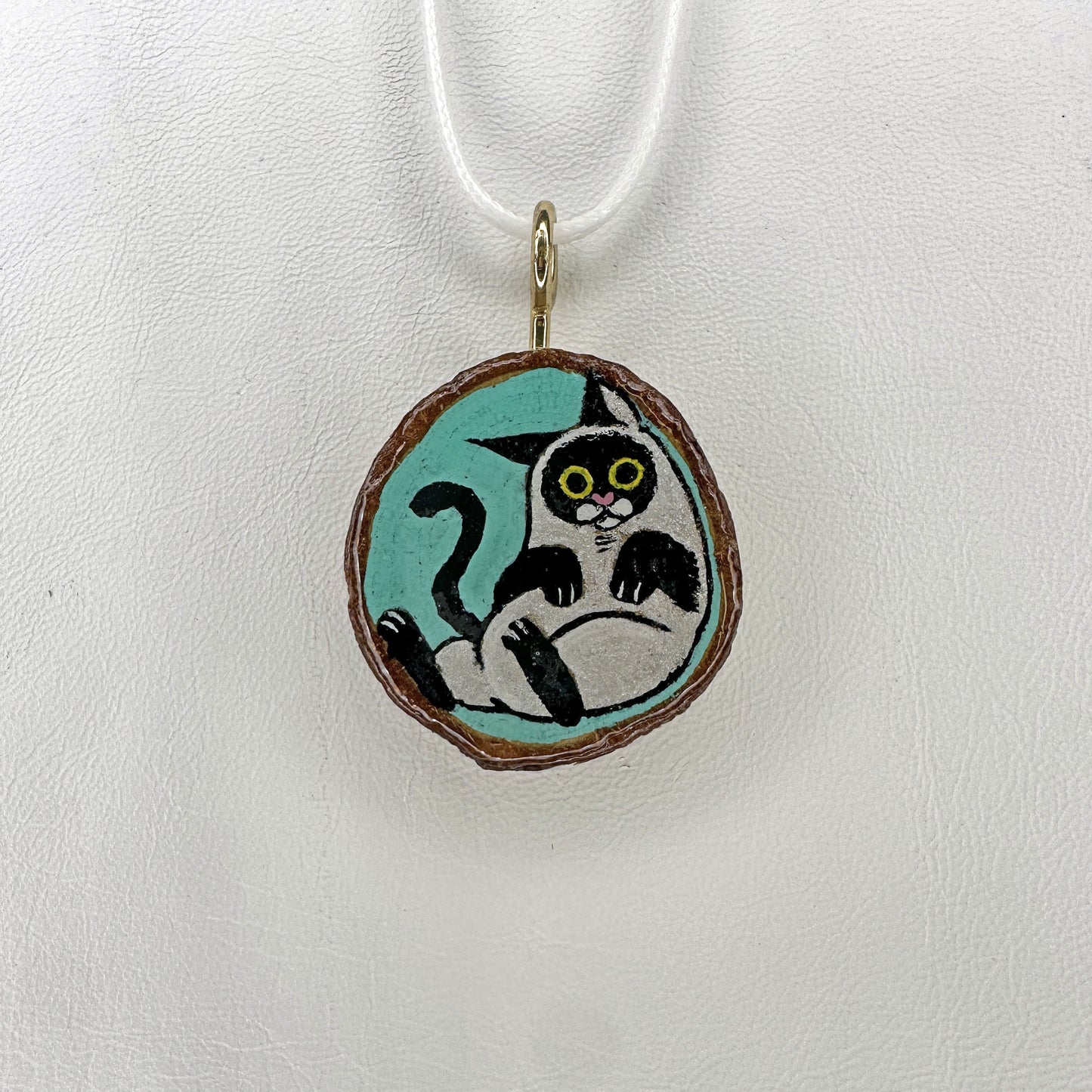 Lounging Ragdoll Cat Wooden Slice Pendant
